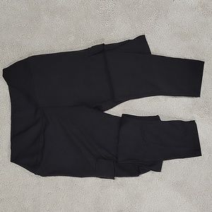 Black leggings